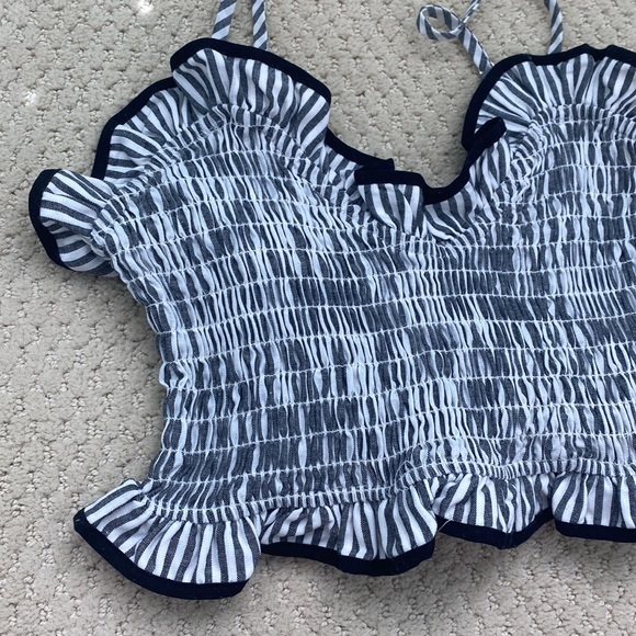 Lovers + Friends Matching Set - Picture 2 of 3